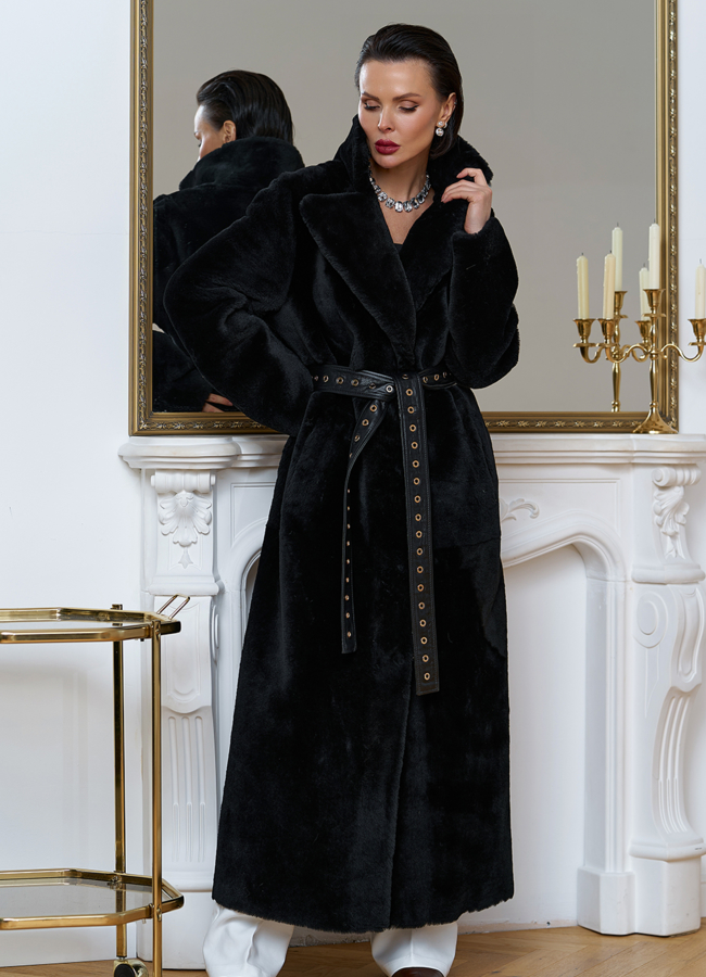 Женская натуральная дубленка с двойным поясом модель № 31612 меха малина