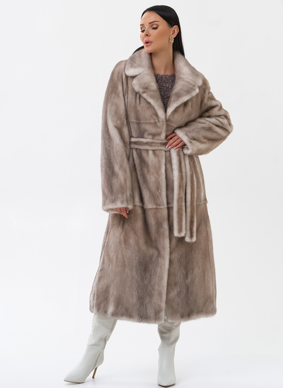 Длинная светлая норковая шуба