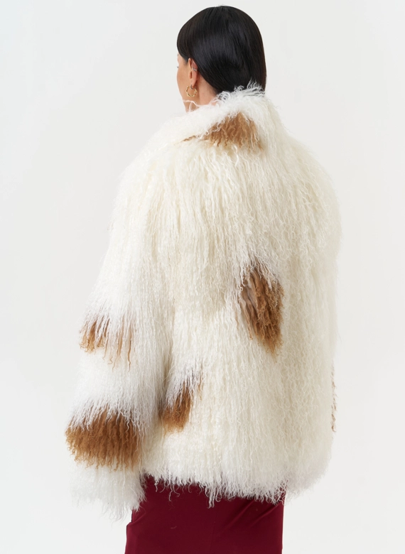 Женская шуба из меха ламы фото