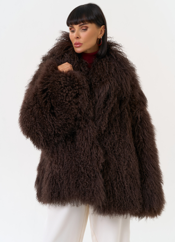 Женская шуба из меха ламы