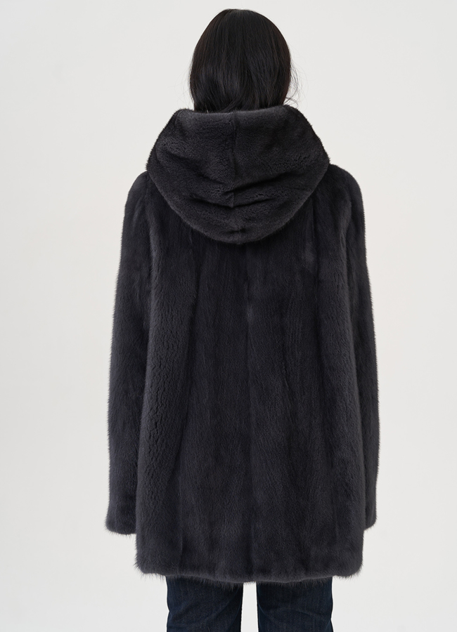 Шуба из норки в цвете графит модель № 31328 в кредит