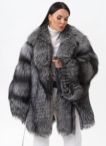 Шуба из чернобурой лисы фото