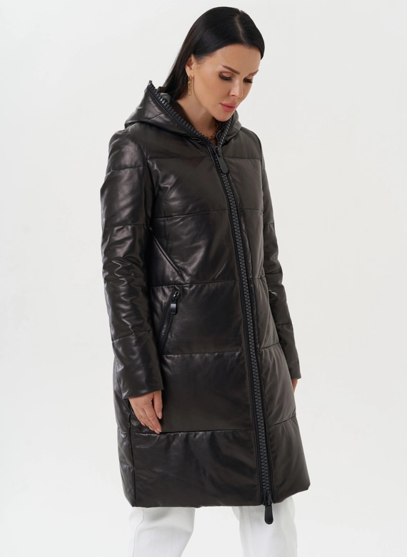 Кожаный пуховик с капюшоном фото