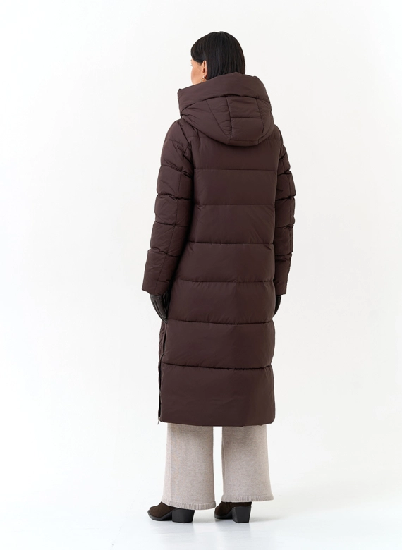 Женский пуховик с капюшоном фото