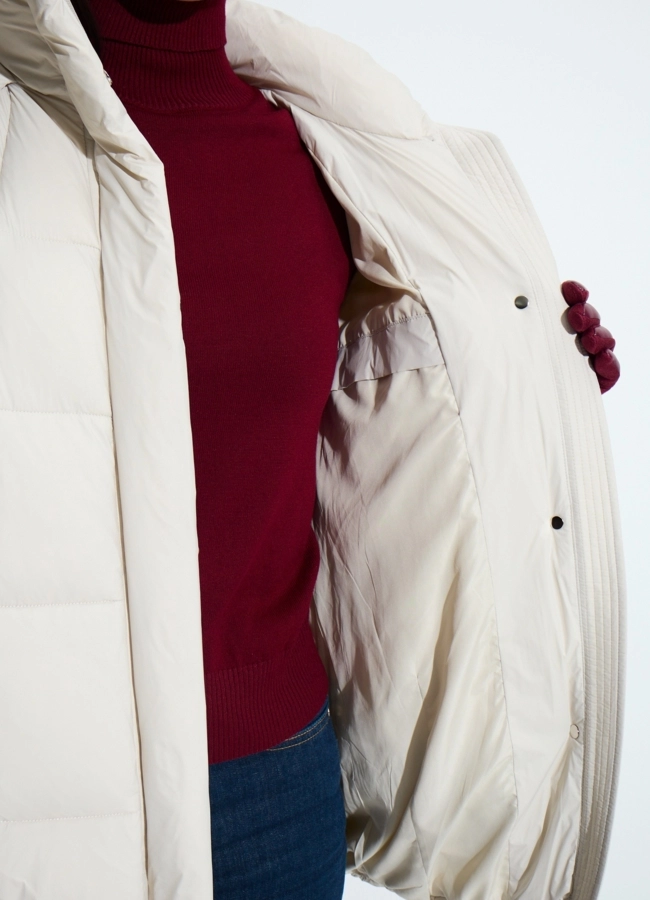 Женский пуховик с капюшоном модель № 33751 универмаг малина фото