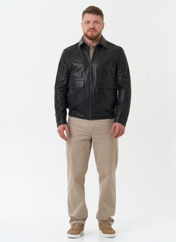Мужская куртка из натуральной кожи черного цвета 