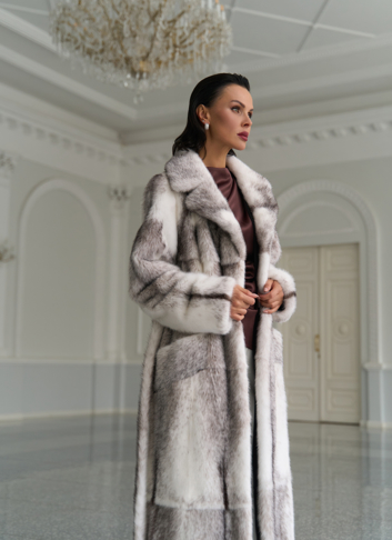 Длинная шуба из норки крестовки cross