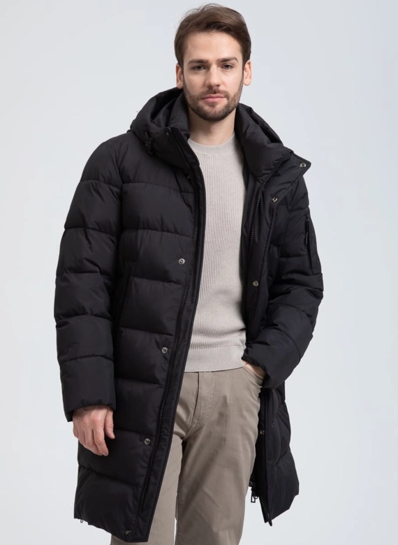 Мужской удлиненный пуховик с капюшоном фото